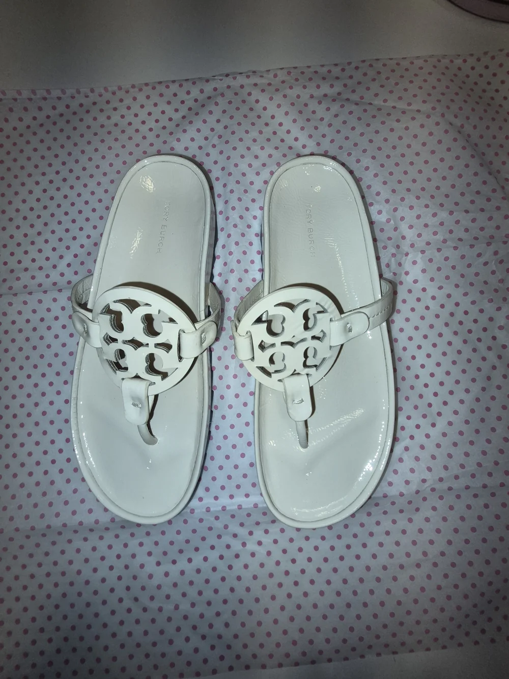 Girls White Logo-Accent Thong Sandals Size 8.5